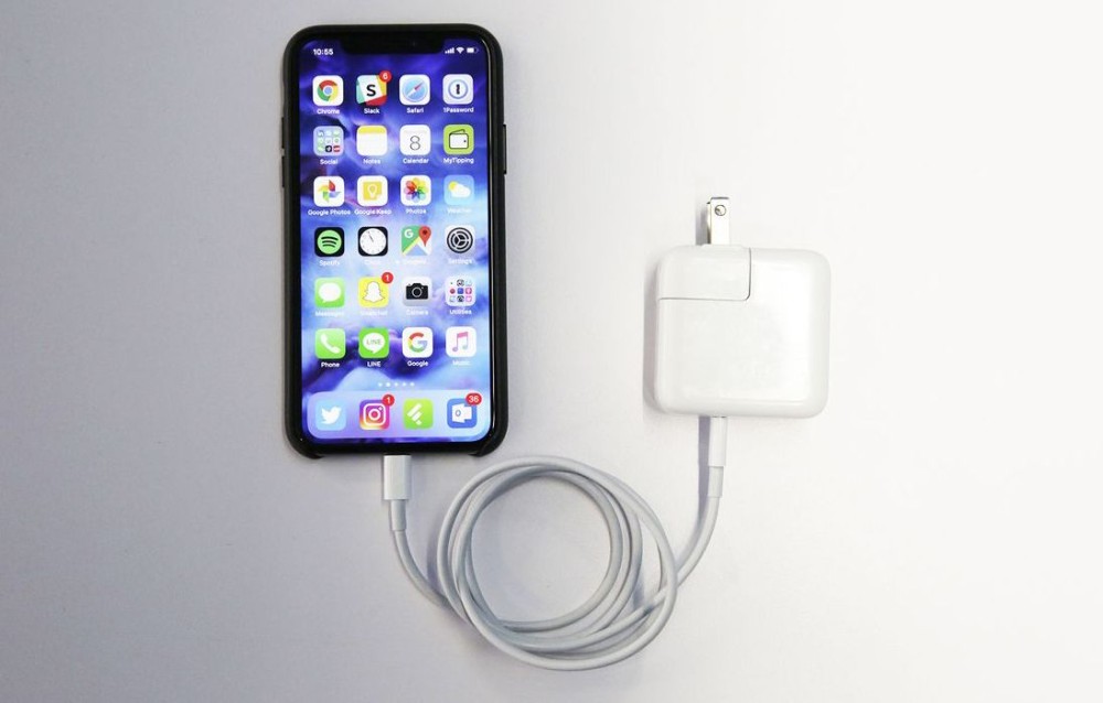 iOS 13 无法正常充电、电量卡在 80% 是什么情况？插图1