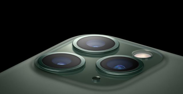 iPhone 11 Pro 打开相机黑屏怎么办？