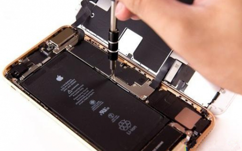 旧iPhone电池怎么换？去哪换更安全？